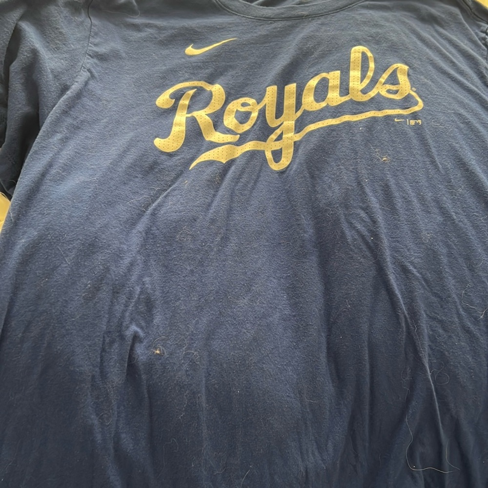 KC Royals baseball tee. Blue and white size XXL.